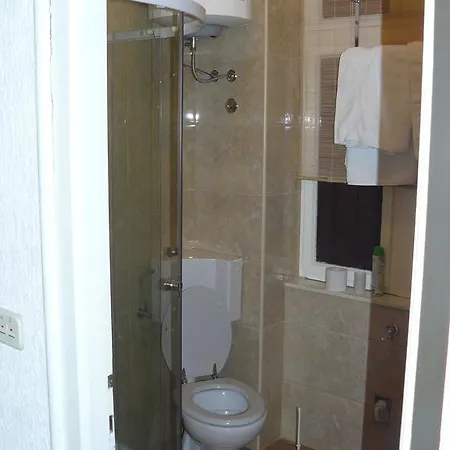 Astra Apartment *