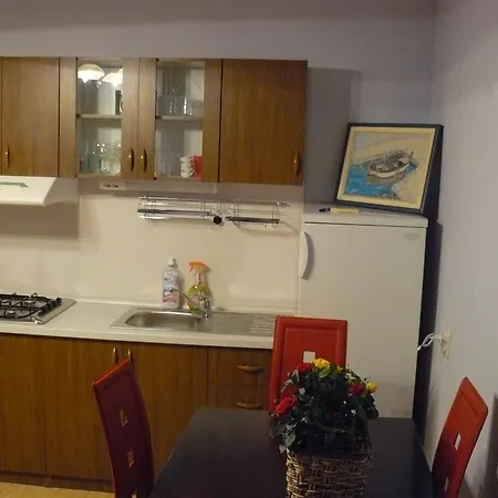 Astra Apartment *